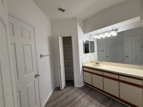 $2,200 | 1814 Windsor Oak Drive, Apopka, FL 32703