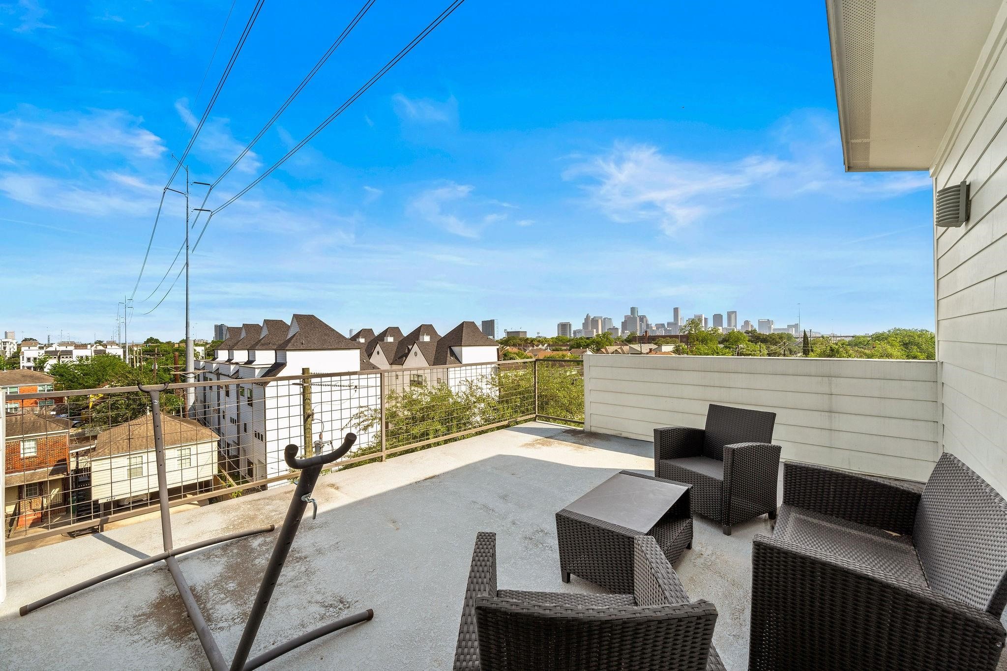 4621 Chartres Street Houston, TX 77004 - Photo 2 of 20