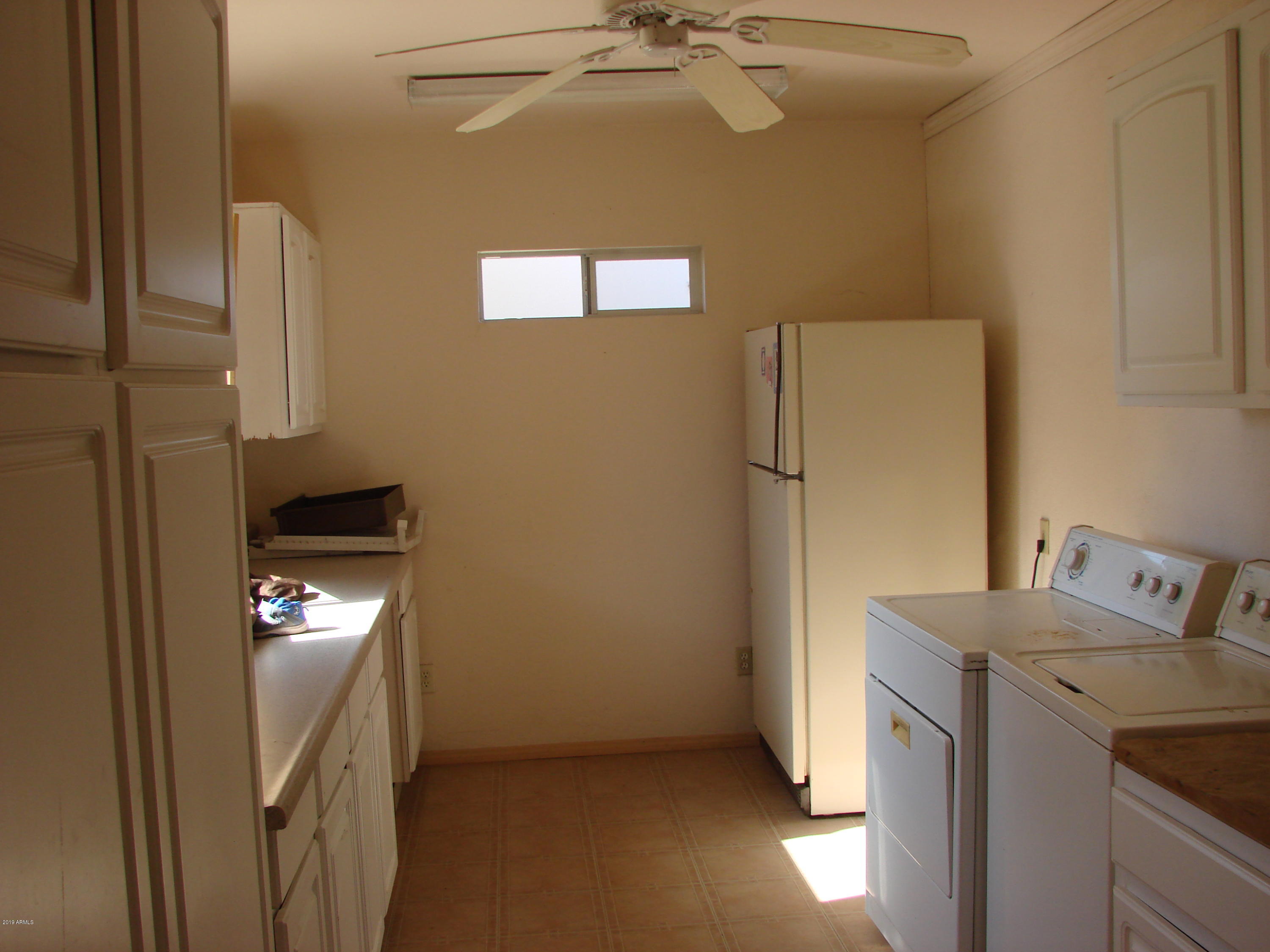 105 East Carter Road Phoenix, AZ 85042 - Photo 8 of 17 DSC02502