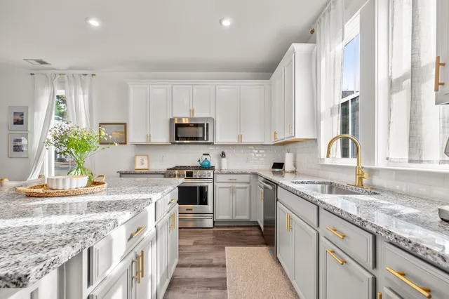 $559,000 | 1734 Indy Drive, North Charleston, SC 29405