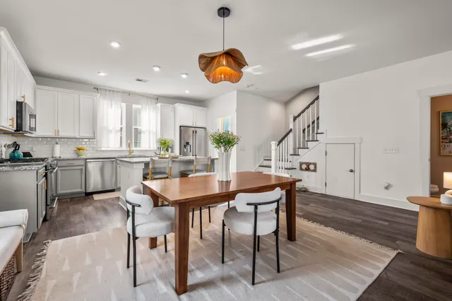 $559,000 | 1734 Indy Drive, North Charleston, SC 29405