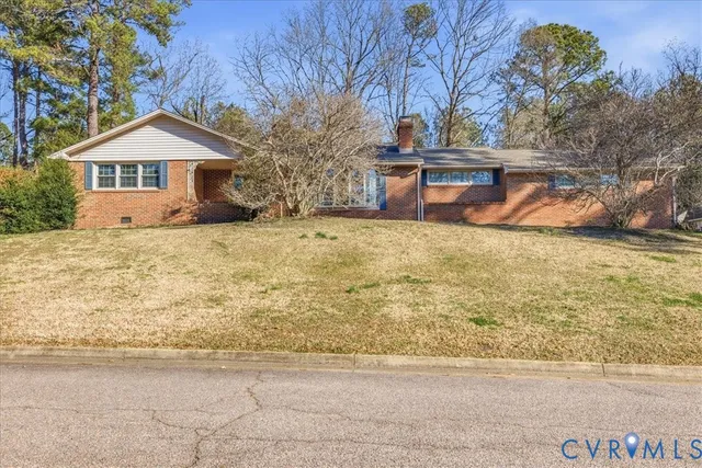 $425,000 | 122 Hampton Drive, Colonial Heights, VA 23834