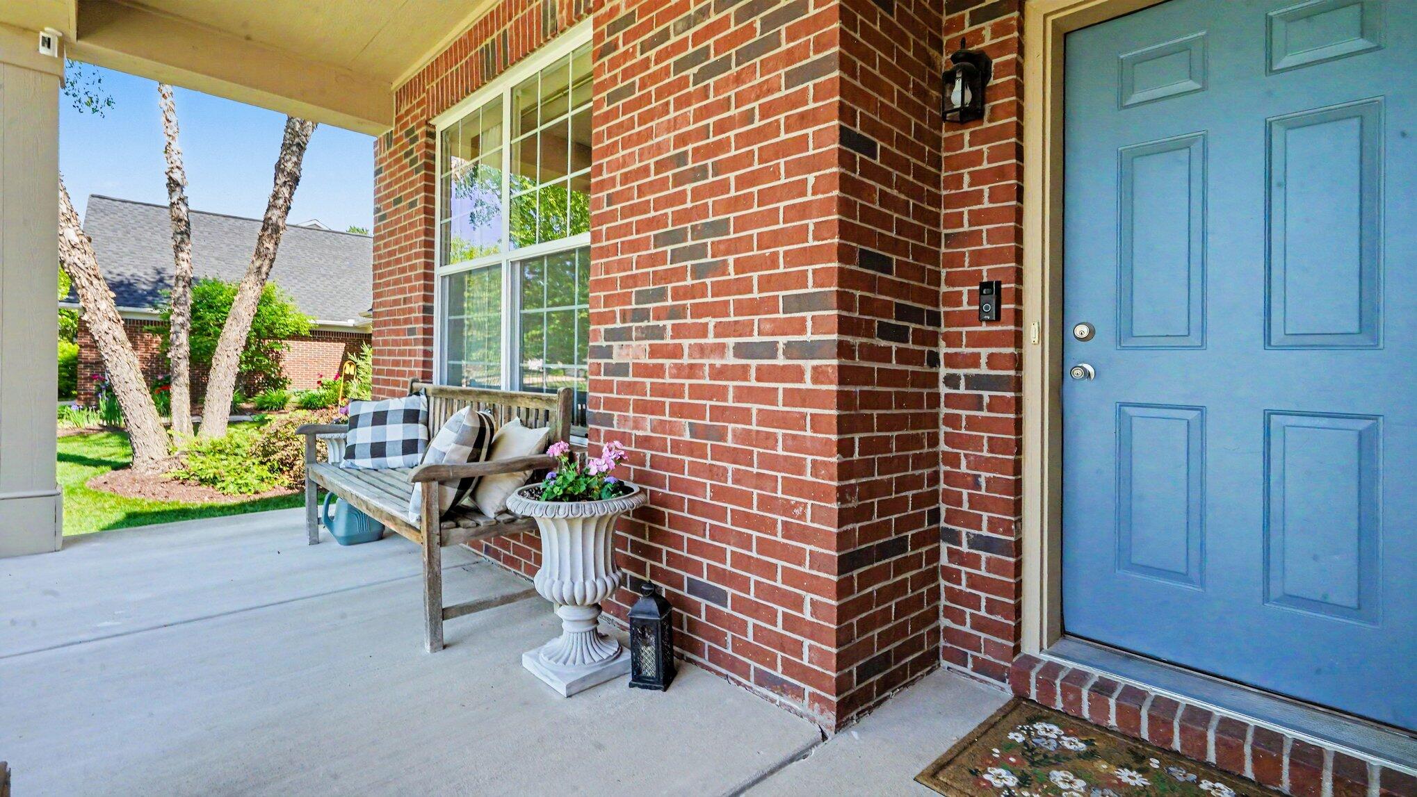 601 Park Lane Road Chelsea, MI 48118 - Photo 3 of 45 005_file_8690