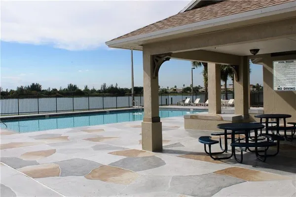 $2,600 | 5870 South Golden Beauty Lane, Tamarac, FL 33321