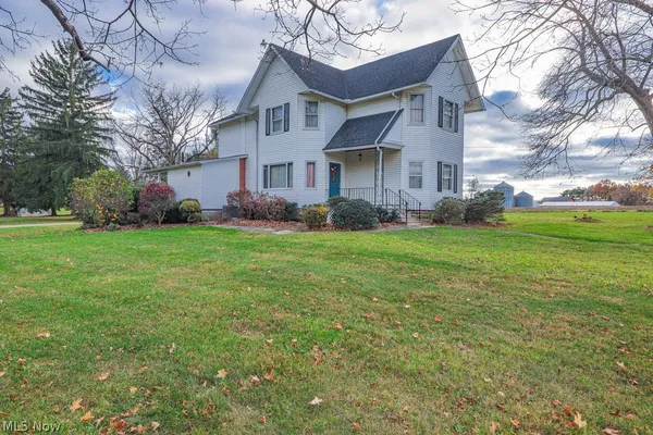 $495,000 | 51883 Telegraph Road, Amherst, OH 44001