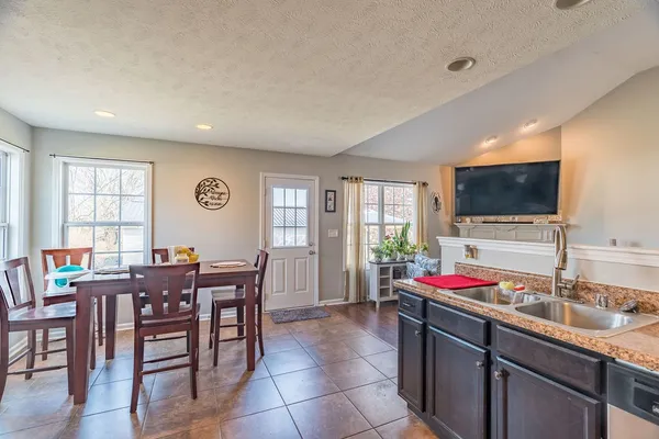 $279,900 | 97 Weathers Avenue, Elkton, KY 42220