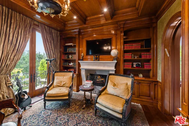 $12,449,000 | 2108 Stratford Circle, Los Angeles, CA 90077