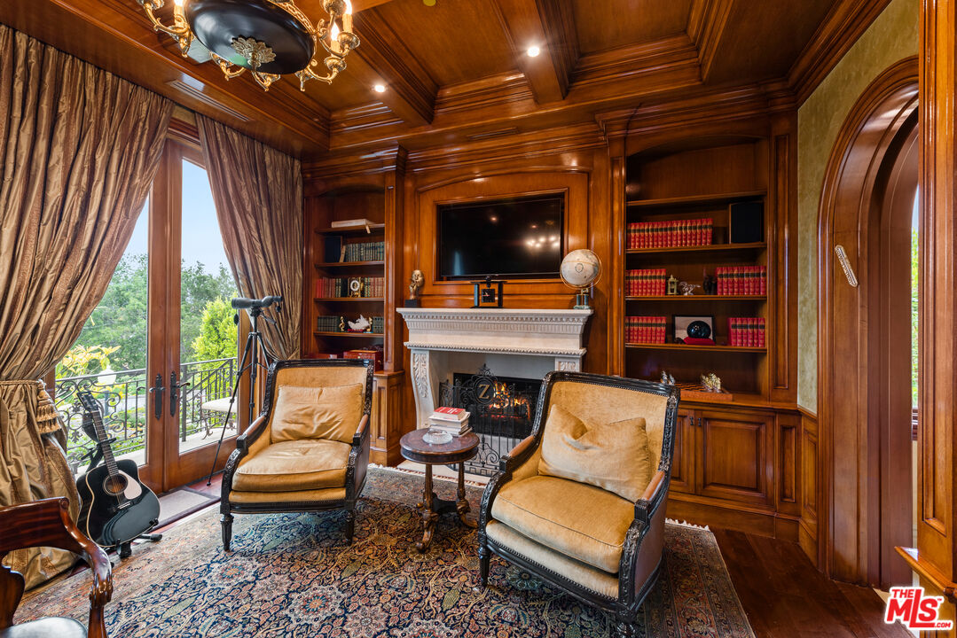 2108 Stratford Circle Los Angeles, CA 90077 - Photo 11 of 29