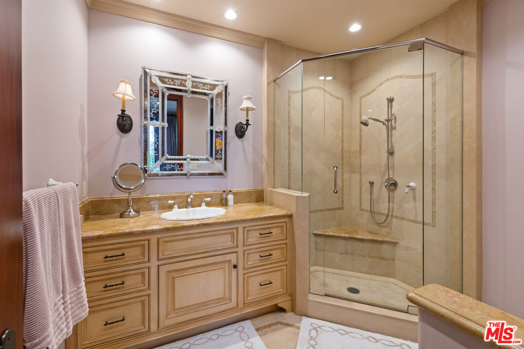 2108 Stratford Circle Los Angeles, CA 90077 - Photo 20 of 29