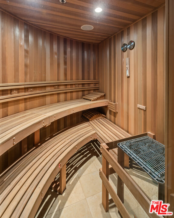 2108 Stratford Circle Los Angeles, CA 90077 - Photo 22 of 29