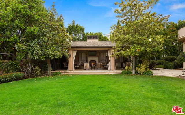$12,449,000 | 2108 Stratford Circle, Los Angeles, CA 90077