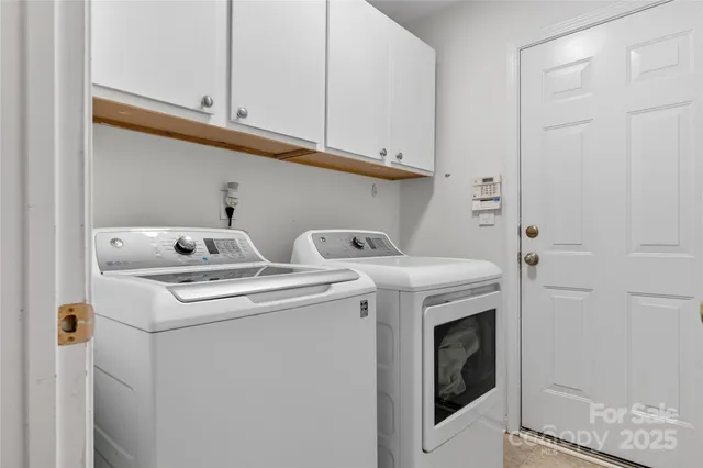 $360,000 | 3219 Alderpoint Lane, Charlotte, NC 28262