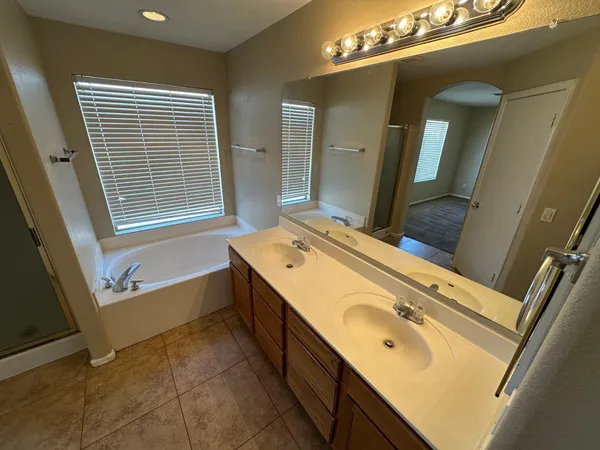 $2,085 | 1710 East Palo Blanco Way, Gilbert, AZ 85296