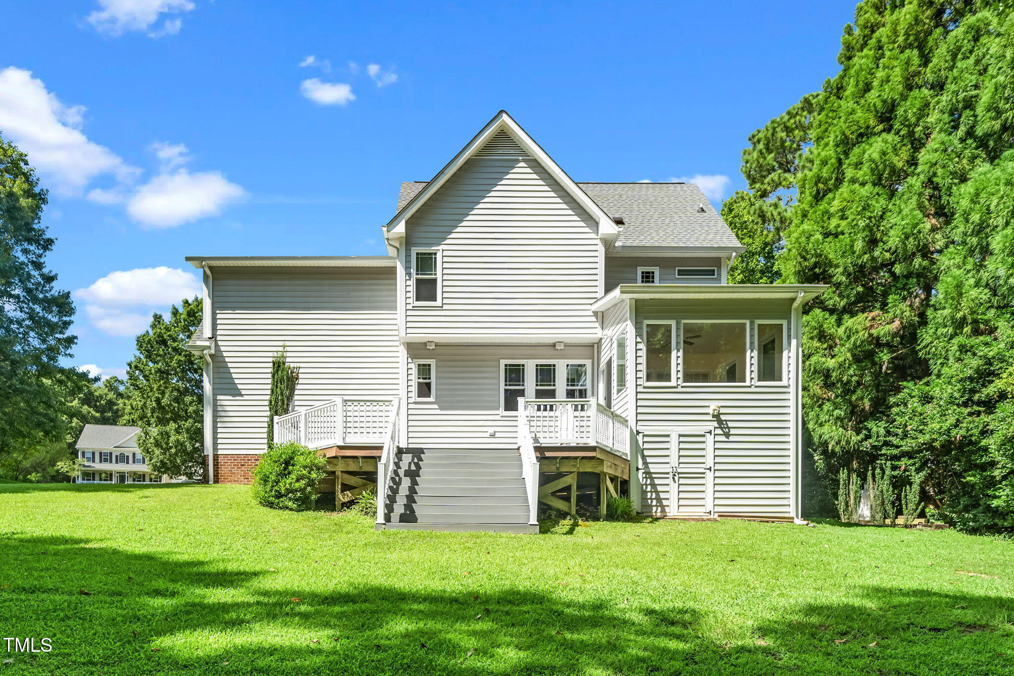 1928 Foxbrook Drive Raleigh, NC 27603 - Photo 27 of 36 28-web-or-mls-1928 Foxbrook (31 of 37)