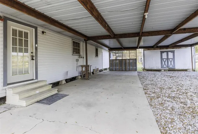 $199,900 | 19546 Highway 102, Jennings, LA 70546