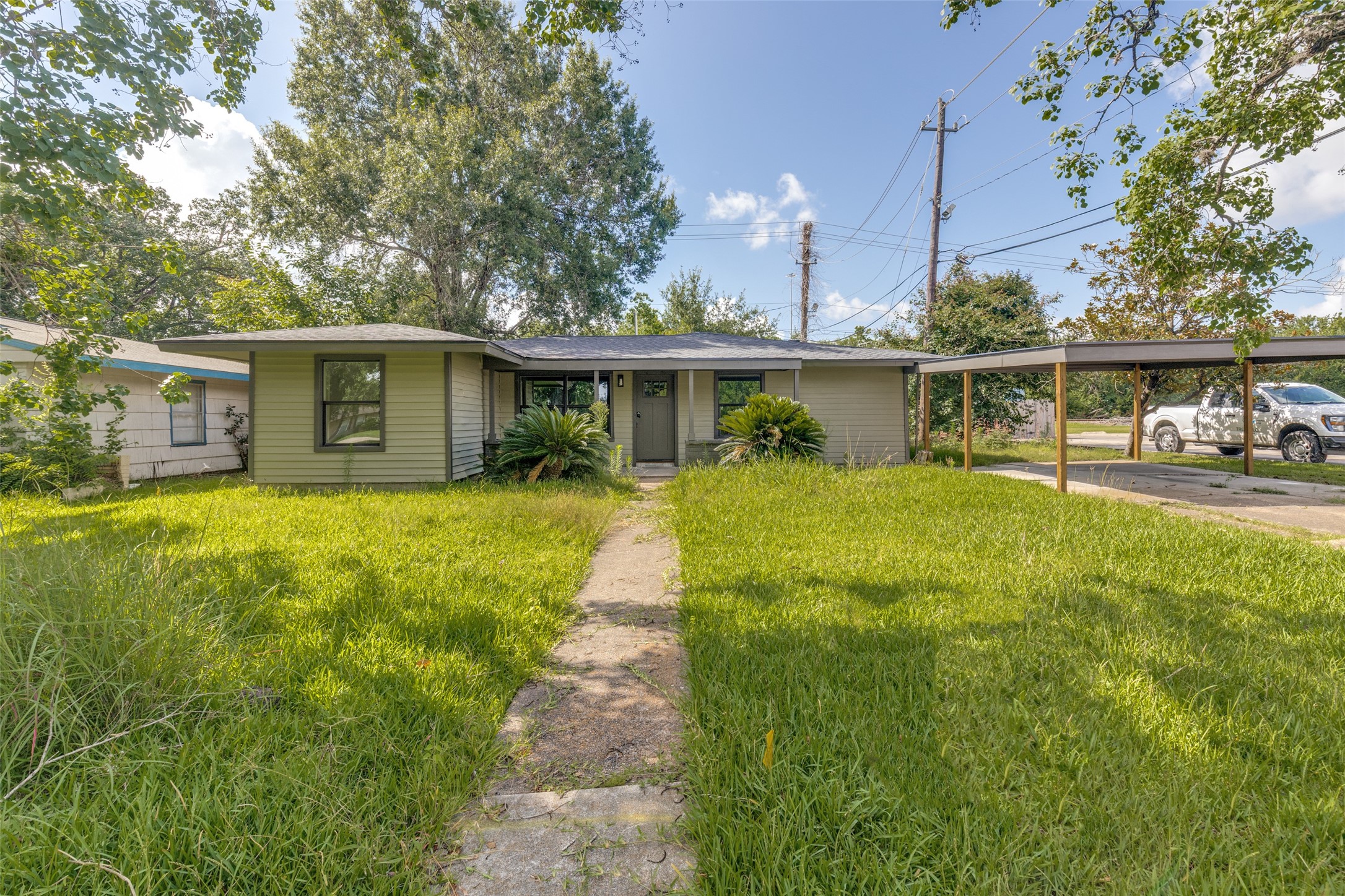 6527 Beekman Road Houston, TX 77021 - Photo 2 of 26