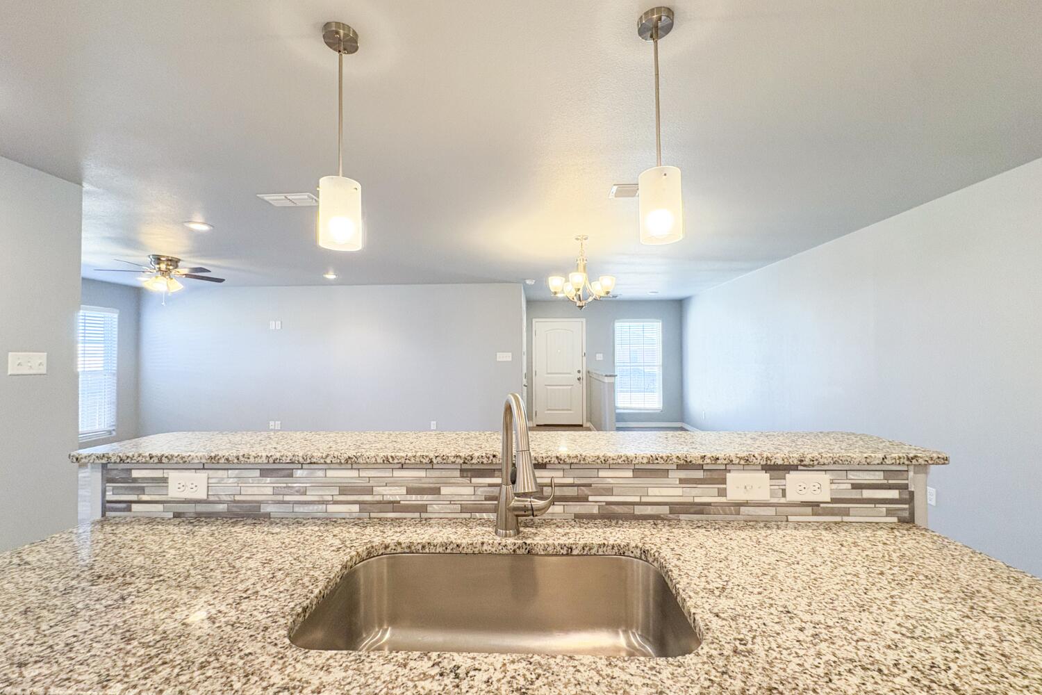 1217 North Chicago Avenue Lubbock, TX 79416 - Photo 9 of 31 12