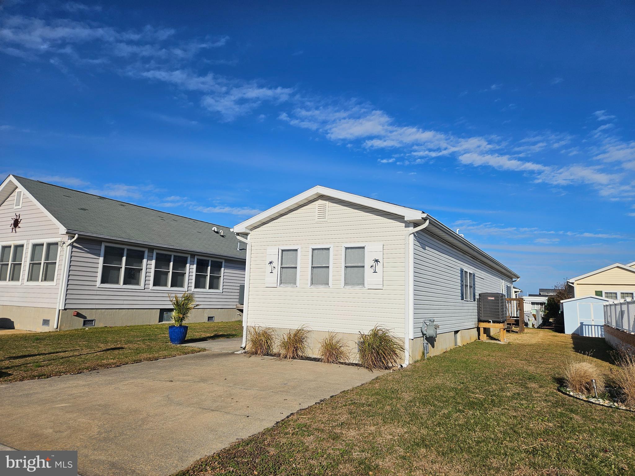 160 Clamshell Road Ocean City, MD 21842 - Photo 2 of 32 Front View