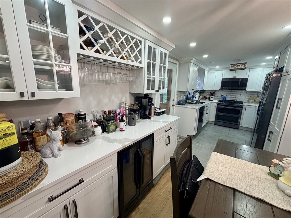 4 Elgin Court, Unit 4 Randolph, MA 02368 - Photo 4 of 16