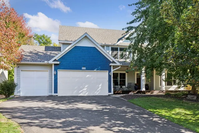 $849,900 | 1631 Deephaven Drive, Woodbury, MN 55129