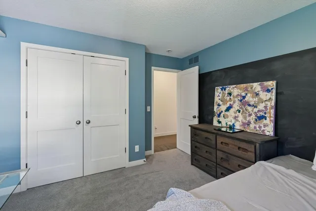 $849,900 | 1631 Deephaven Drive, Woodbury, MN 55129