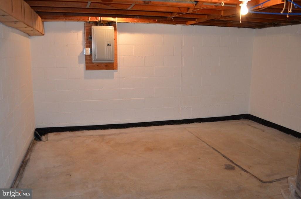 795 Woodberry Road York, PA 17403 - Photo 20 of 29 Gallery Image 20