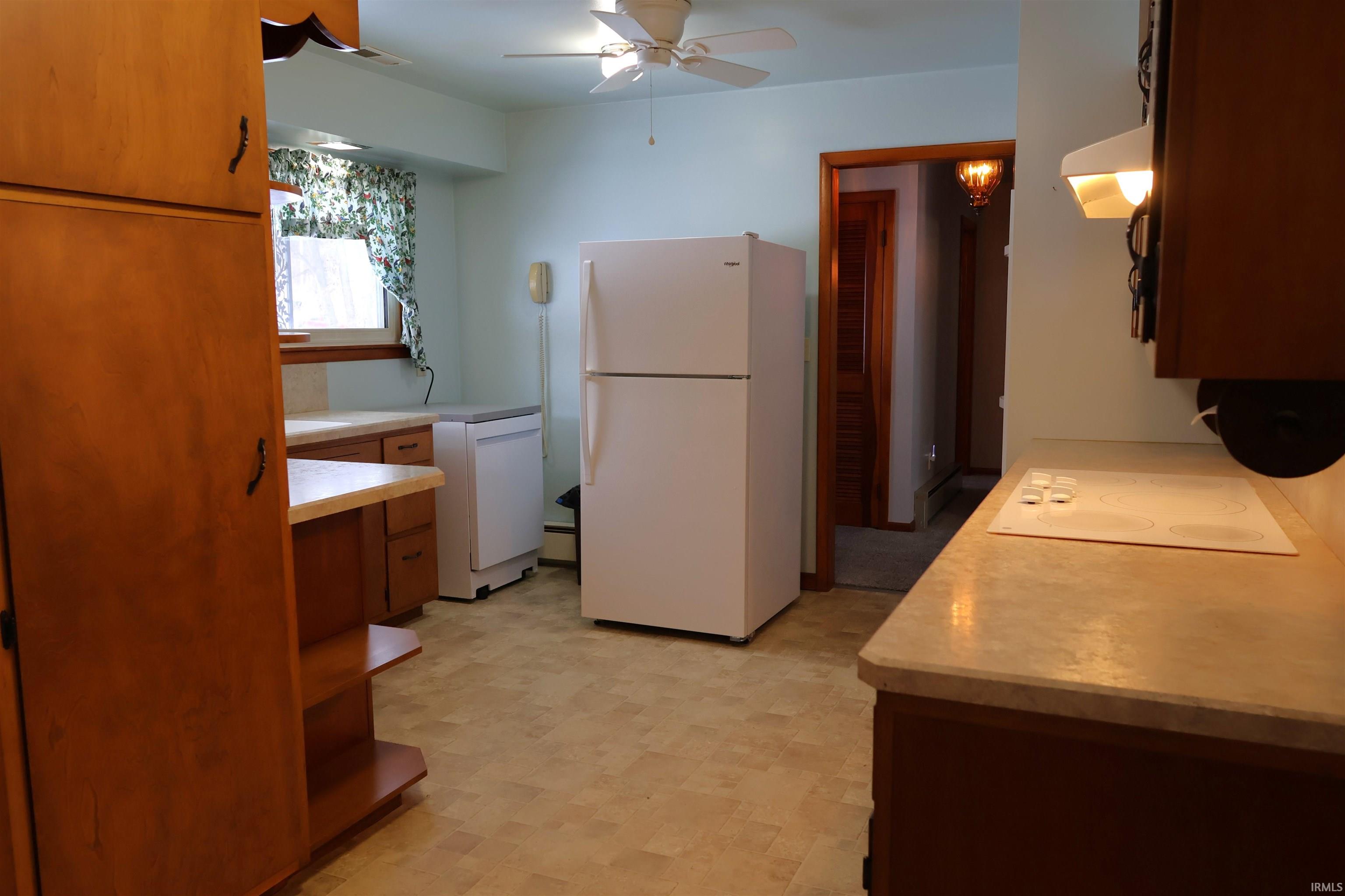 717 Walnut Street Shoals, IN 47581 - Photo 3 of 36