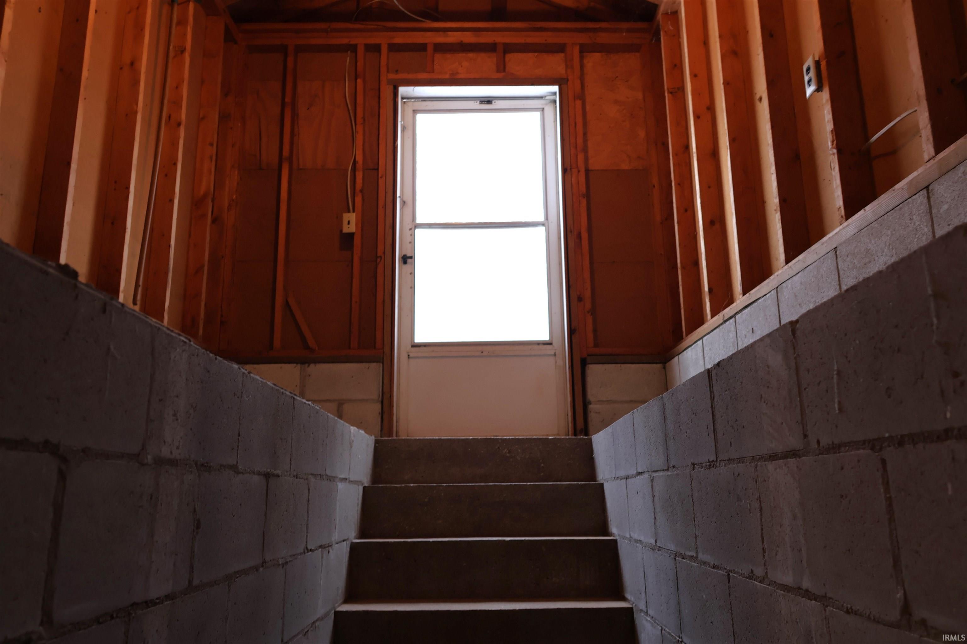 717 Walnut Street Shoals, IN 47581 - Photo 35 of 36