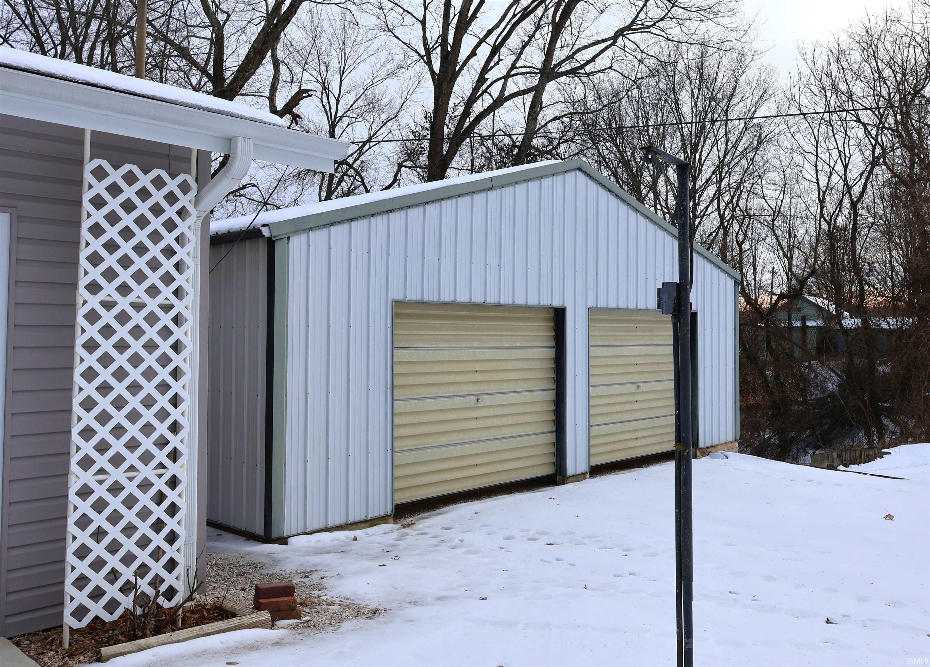 717 Walnut Street Shoals, IN 47581 - Photo 36 of 36