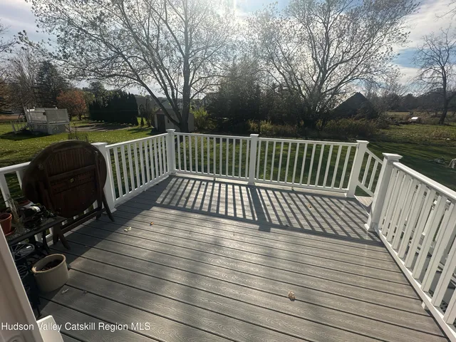 $334,000 | 6 Molly White Drive, Coxsackie, NY 12051