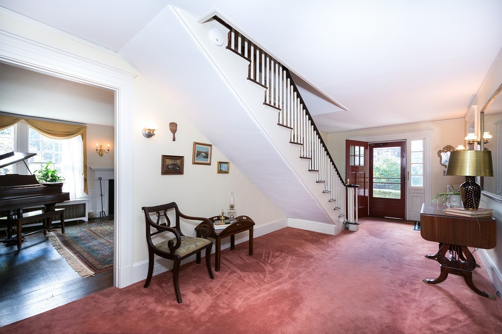 53 Fearing Road Hingham, MA 02043 - Photo 6 of 30