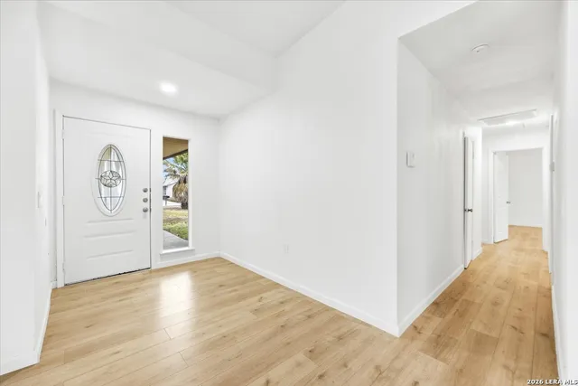 $199,999 | 10302 Little Sugar Creek, Converse, TX 78109