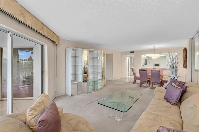 a en suite bathroom with a sink and a mirror