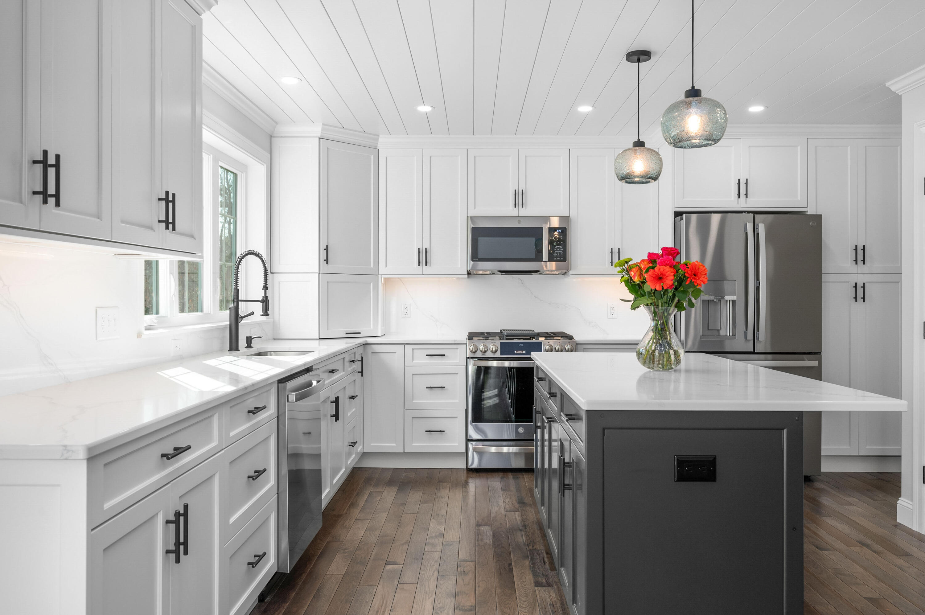 17 Silver Leaf Lane Mashpee, MA 02649 - Photo 8 of 33 17 Silver Leaf Kitchen 1