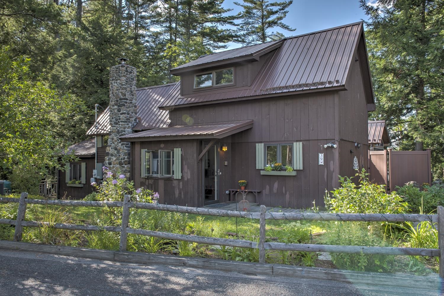 39 Headlands Road Winchester, NH 03470 - Photo 2 of 33