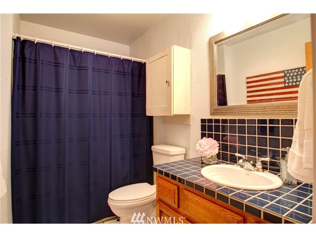 9774 Collins Road Sedro-Woolley, WA 98284 - Photo 16 of 24 Gallery Image 16