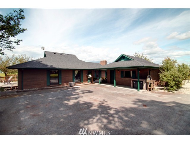 9774 Collins Road Sedro-Woolley, WA 98284 - Photo 4 of 24 Gallery Image 4