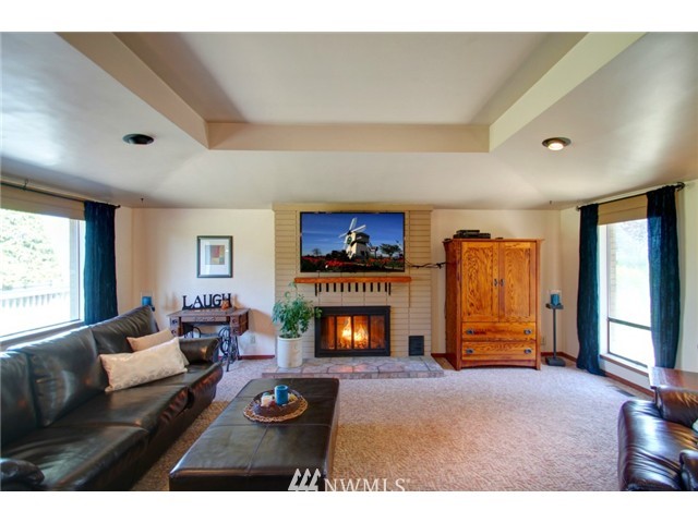 9774 Collins Road Sedro-Woolley, WA 98284 - Photo 7 of 24 Gallery Image 7
