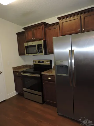 $1,695 | 5070 Carmell Ridge Circle, Milton, FL 32570