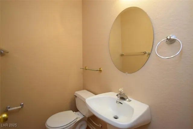 $1,975 | 2260 Ramsgate Drive, Henderson, NV 89074