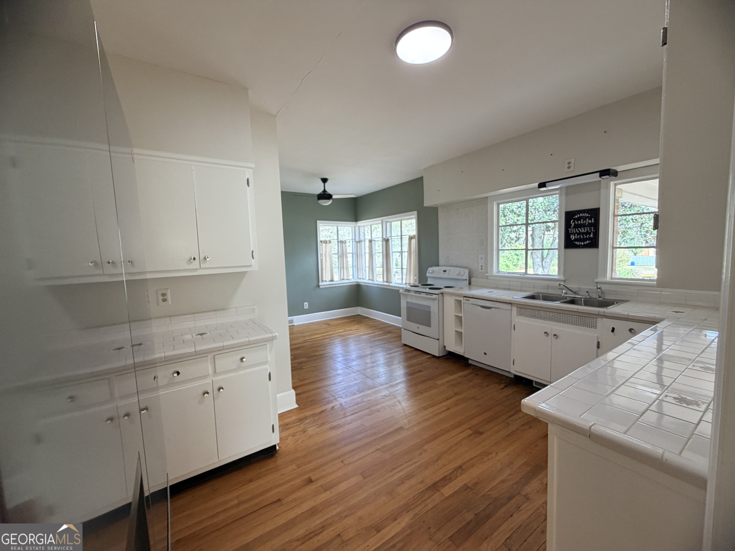 419 West Johnston Street Forsyth, GA 31029 - Photo 12 of 34