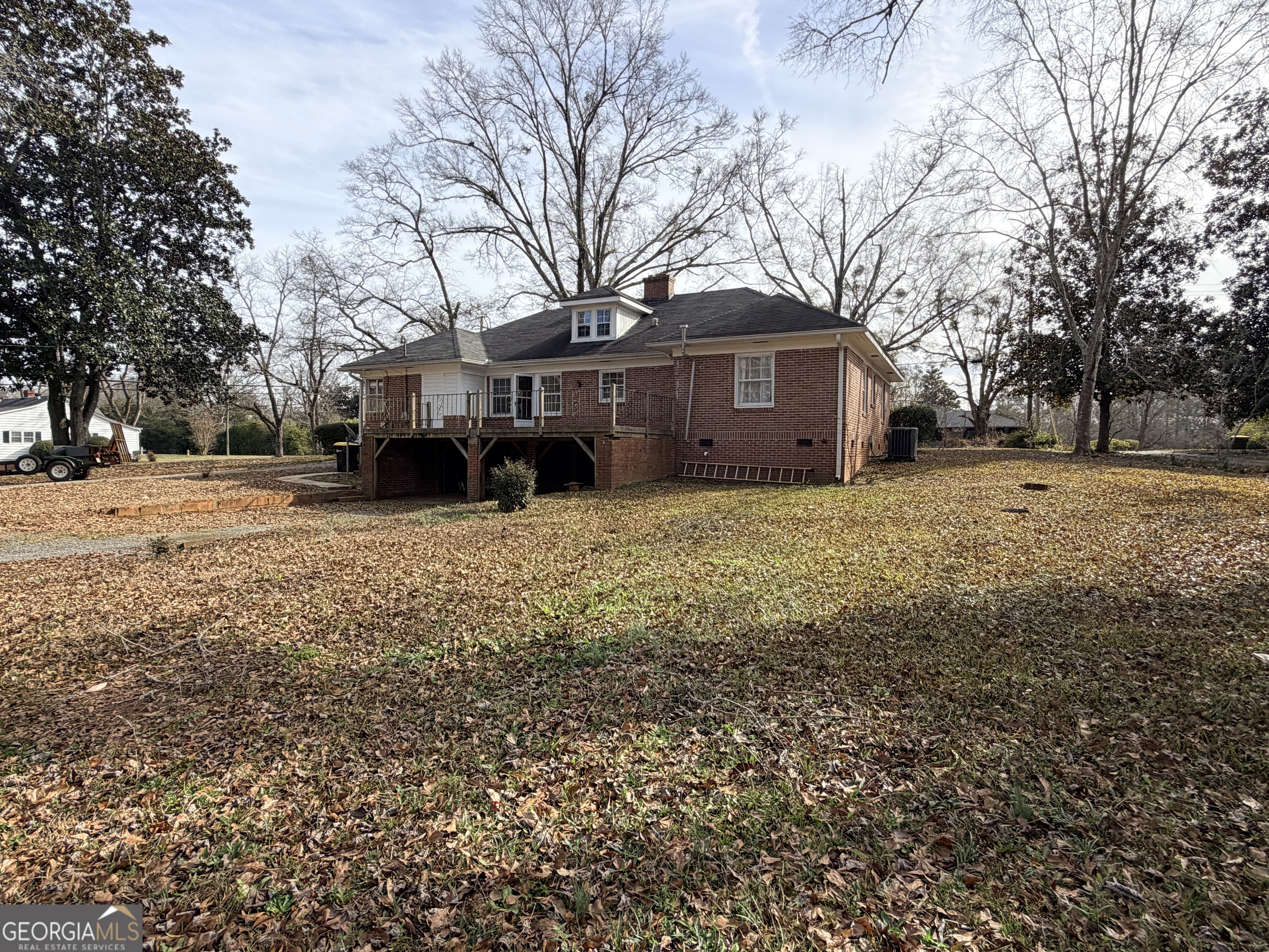 419 West Johnston Street Forsyth, GA 31029 - Photo 4 of 34