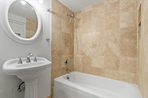$475,000 | 1221 North Dearborn Street, Unit 604S, Chicago, IL 60610