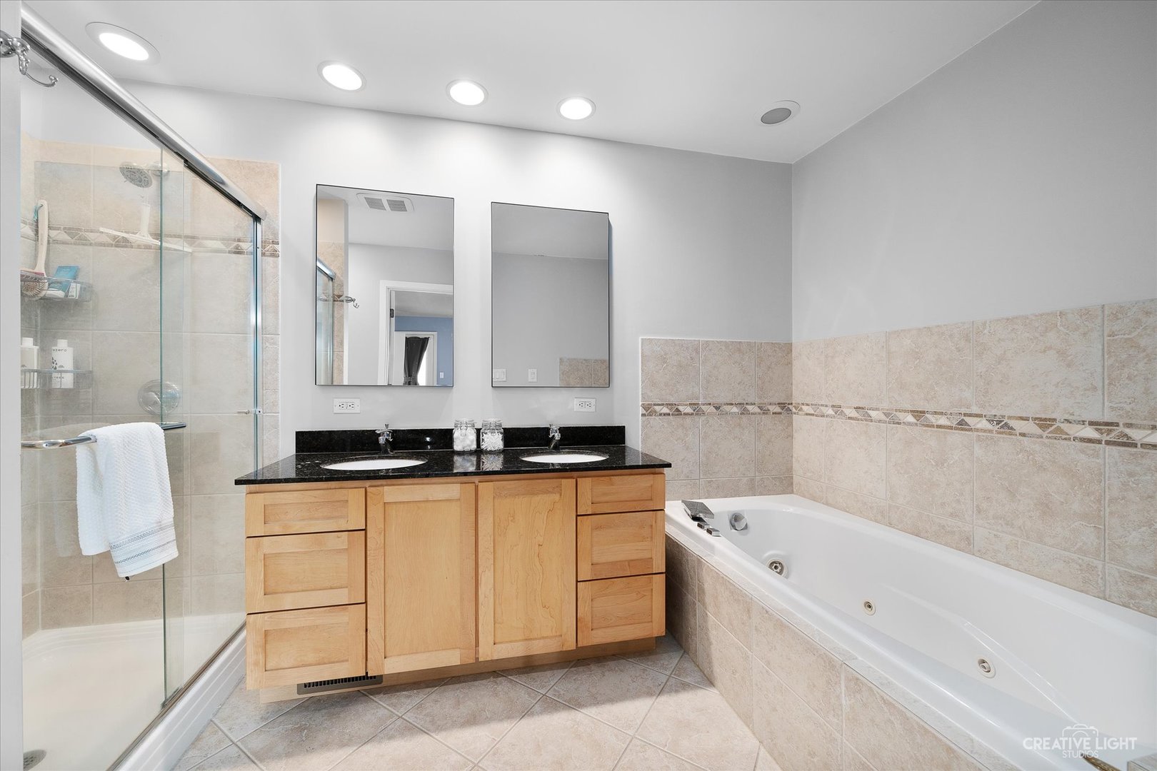 2836 Valley Forge Road Lisle, IL 60532 - Photo 14 of 33 Gallery Image 14