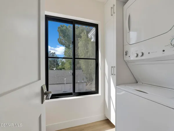 $4,300 | 3190 Los Robles Road, Unit A, Thousand Oaks, CA 91362