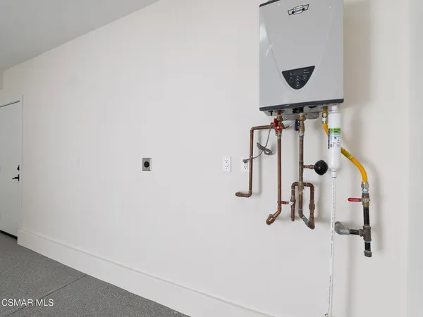 $4,300 | 3190 Los Robles Road, Unit A, Thousand Oaks, CA 91362