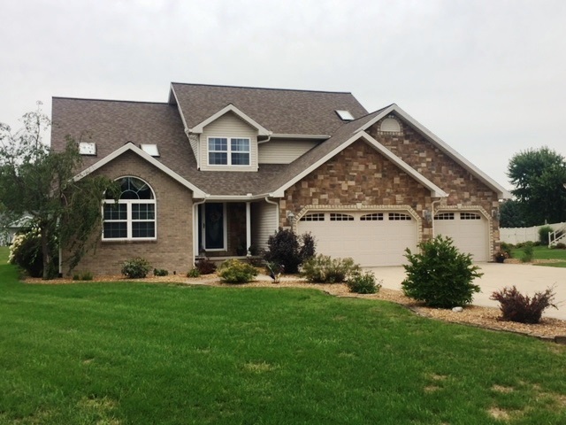1336 Lakeview Bend Rochester, IN 46975 - Photo 1 of 36