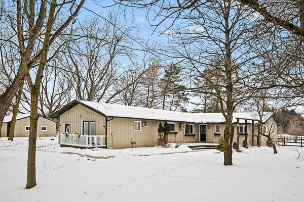 $3,000 | 325 West Delhi Road, Ann Arbor, MI 48103