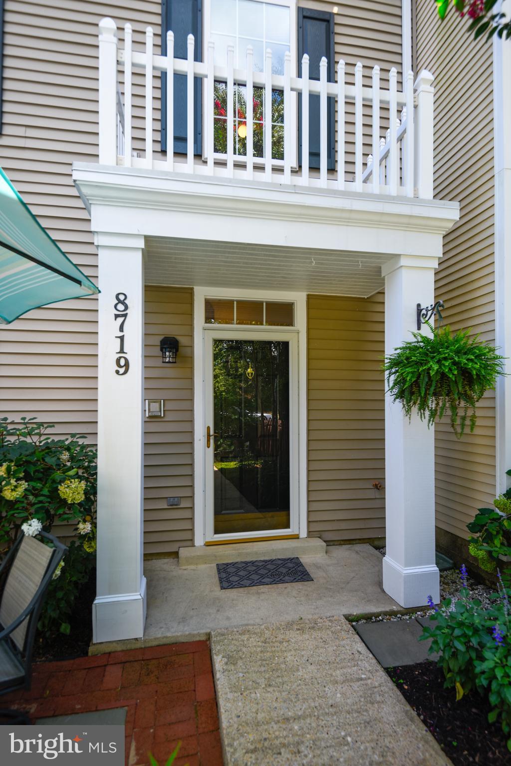 8719 Spring Brook Way Odenton, MD 21113 - Photo 56 of 60 welcoming entryway