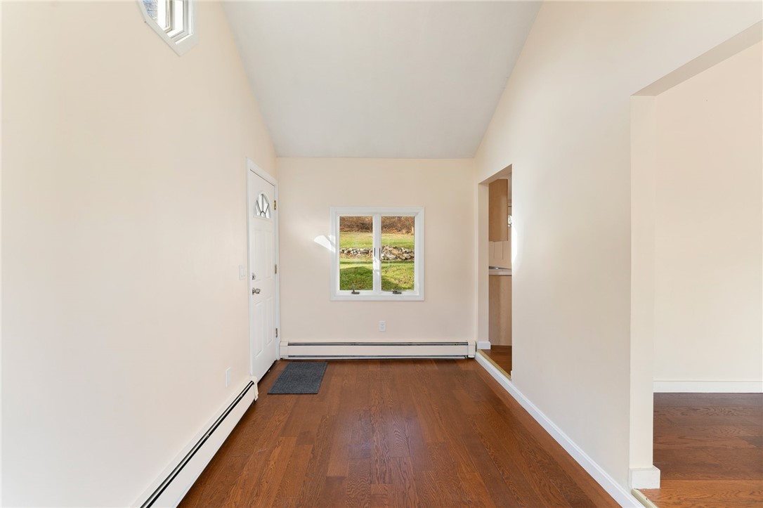 402 Middlebridge Road South Kingstown, RI 02879 - Photo 16 of 50 Gallery Image 16